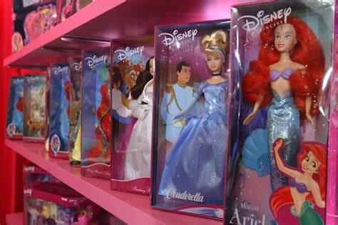 Mattel grabs rights to Disney Princess, 'Frozen' from Hasbro