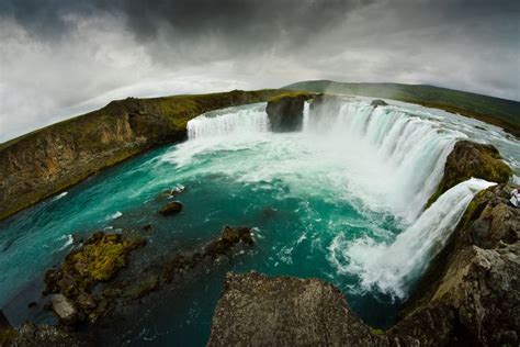 Aerial pic of iceland waterfall-daniplanaslabad.wordpress.com | Iceland ...