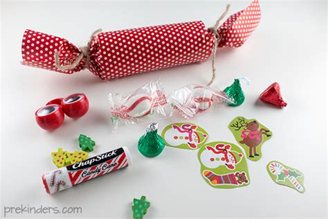 How to Make English Christmas Crackers - PreKinders Preschool Activities