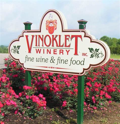 Vinoklet Winery, Restaurant, & Vineyard - Restaurant - Cincinnati ...