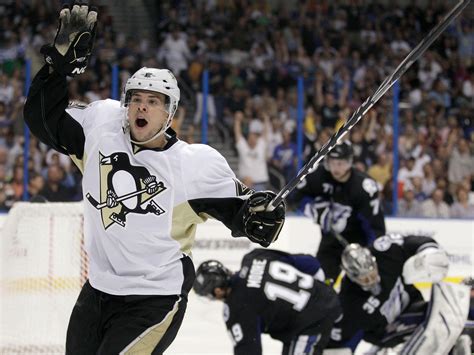 2011 NHL playoffs - opening rounds - Photo 9 - CBS News