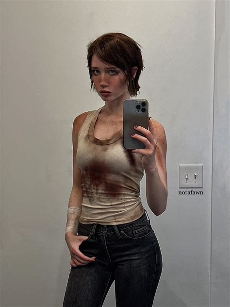 Ellie from The Last of Us 2 by NoraFawn : r/cosplay