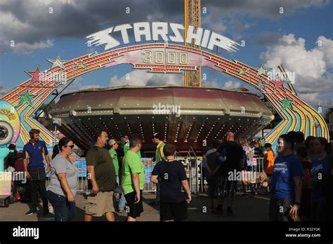 Starship High Resolution Stock Photography and Images - Alamy