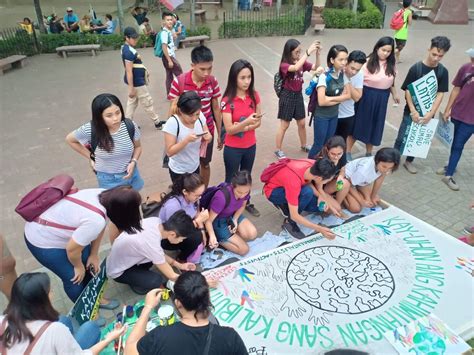 IN PHOTOS: Filipino youth rally for climate justice