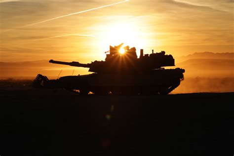 Download Sunbeam Sunrise Silhouette Tank Military M1 Abrams 4k Ultra HD ...