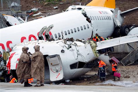 Airline seeks answers in Istanbul plane crash that killed 3 | PBS News