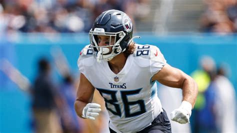 Former Titans TE Anthony Firkser agrees to terms with Patriots