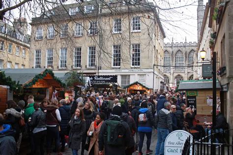 A Guide to Bath Christmas Market | Blushrougette