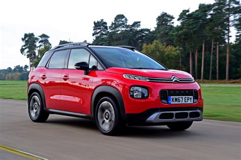 The funky Citroen C3 Aircross is a practical take on the small crossover concept | Citroën c3 ...