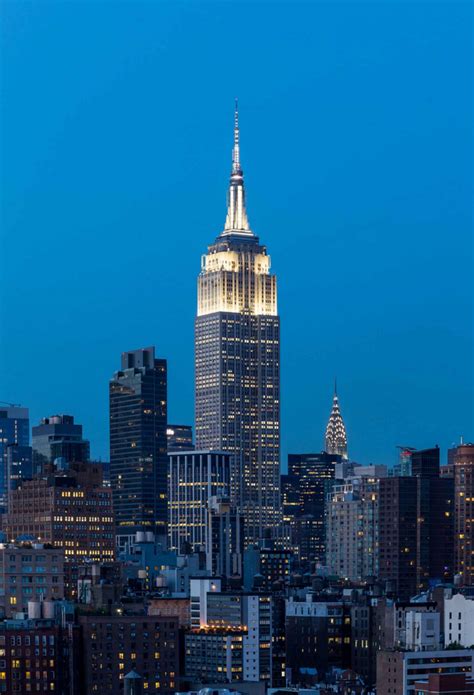 Empire State Building - Night - modlar.com