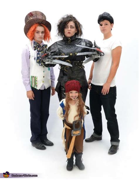 The Many Faces of Johnny Depp - Family Halloween Costume Idea - Photo 3/5