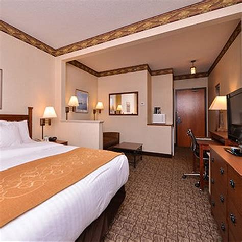 Comfort Suites Canal Park | Canal Park, Duluth Hotel