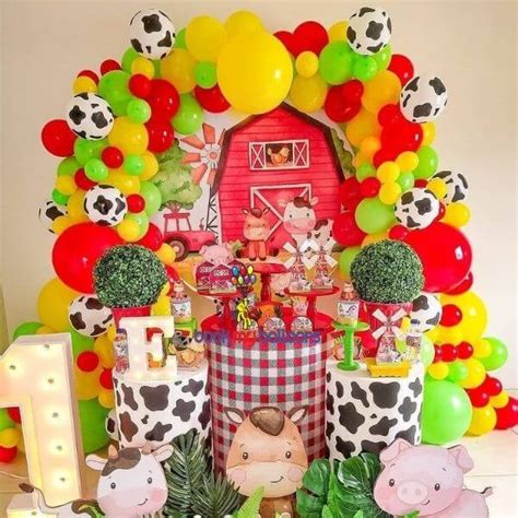 Hire Farm Barn Theme Party Balloon Decorators in Bangalore