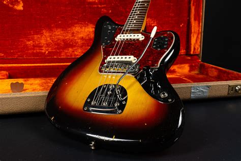 1963 Fender Jaguar – Sunburst – GuitarPoint