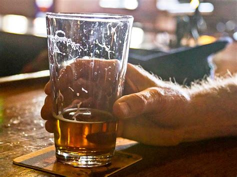 Psoriasis and Alcohol: How Can Drinking Affect Your Symptoms?