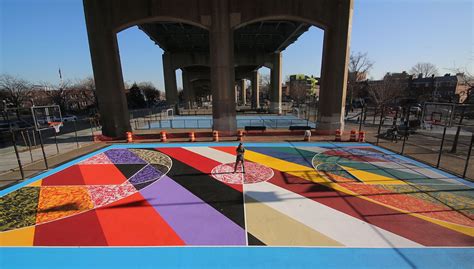 A basketball court in Queens, New York, gets colorful - TheArtGorgeous