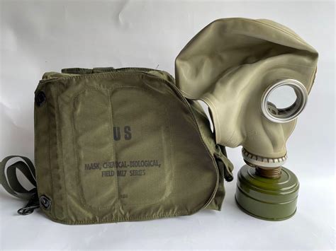 USA M17 Gas Mask for Chemical & Biological Replica, Furniture & Home ...