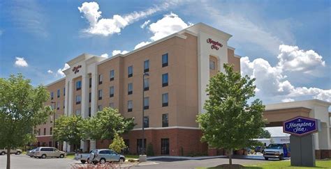 THE 10 CLOSEST Hotels to Greenville Convention Center