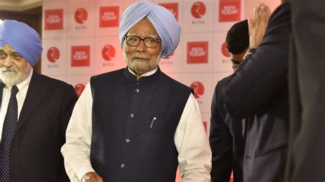 Former PM Manmohan Singh tests positive for Covid-19, admitted to AIIMS ...