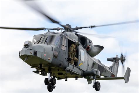 “Wildcat Helicopter Gains a New eуe in the Sky with Advanced ...