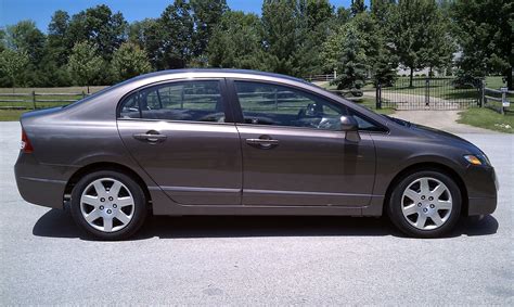 Review: 2010 Honda Civic Sedan LX | Top Speed