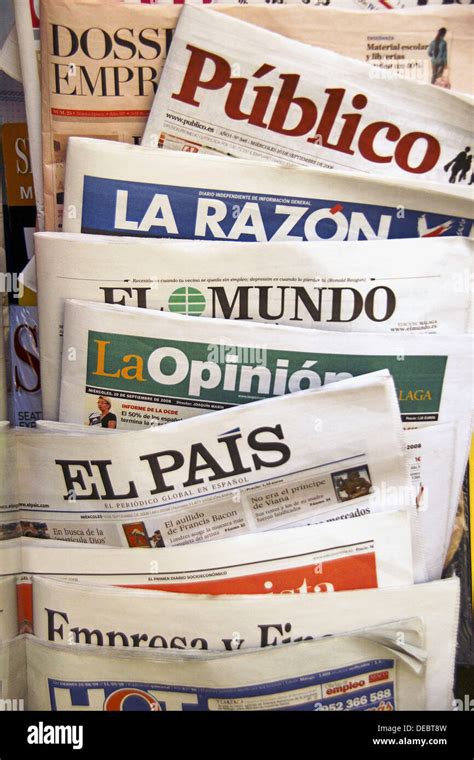 Spanish newspaper hi-res stock photography and images - Alamy