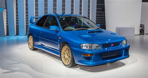 Subaru Impreza 22B STI รถยนต์ในตำนานสายพันธุ์แชมป์ที่ผลิตแค่ 424 คัน