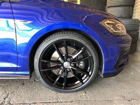 Genuine VW Golf R Pretoria 19” Alloy Wheels - Gloss Black | in ...