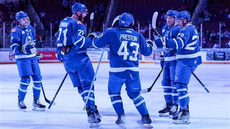 Wichita Thunder wins push team up the ECHL hockey standings | Wichita Eagle