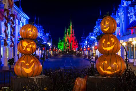 PHOTOS: New Halloween PhotoPass Wallpapers Now Available from Walt Disney World and Disneyland ...