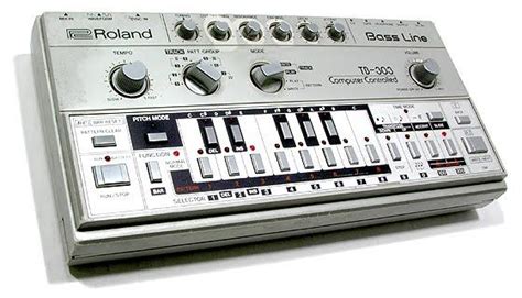 Roland TB 303 bass line = classic