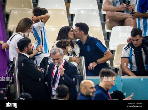 Doha, Qatar. 13th Dec, 2022. Trainer Lionel Scaloni (Arg) kisses his wife Elisa Montero ...