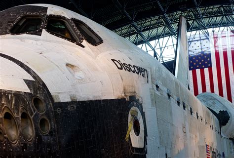 Remembering Space Shuttle Discovery, 30 years later - CBS News