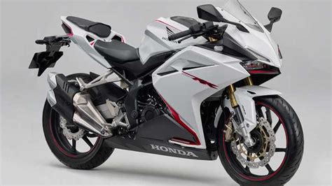 Updated 2021 Honda CBR250RR Gets More Power, Slipper Clutch, And Quickshifter