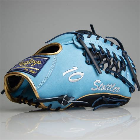 Custom Gloves for Baseball and Softball