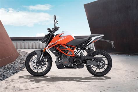 KTM 125 Duke Images, 125 Duke Photos & Videos, 360 view