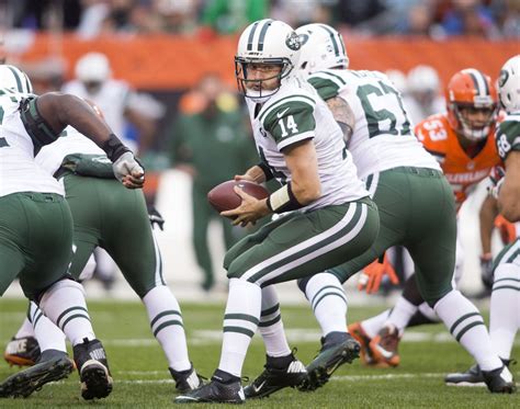 Ryan Fitzpatrick horrible in first half, solid in second | Jets QB ...