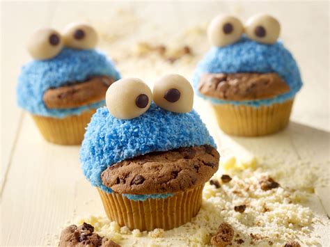 Kids Blue Monster Cupcakes recipe | Eat Smarter USA