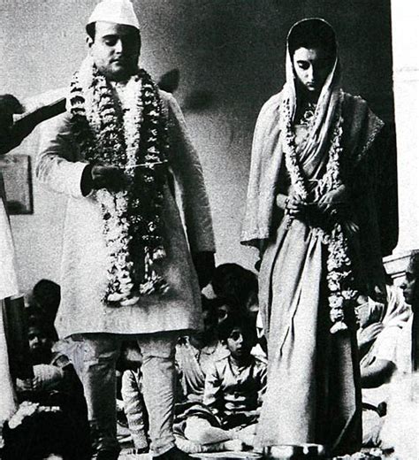 Rare Photos Of Indira Gandhi & Feroze Gandhi Wedding - MERE PIX