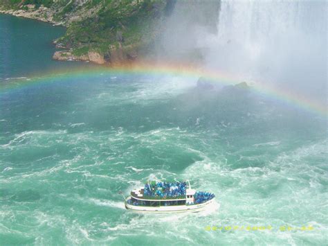 Rainbow over Niagara Falls | Beautiful places, Niagara falls, Natural landmarks