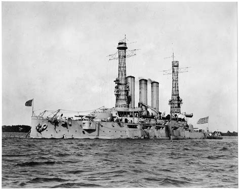 USS Maine (BB-10) in the Hudson River, New York, 27 December 1918 [5424 ...