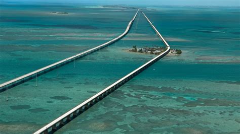 The Overseas Highway: The US' 'floating' highway - BBC Travel