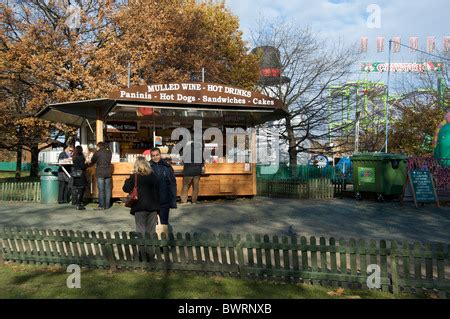 Hyde Park Winter Wonderland Food Stall Selling Roast Chestnuts, London, United Kingdom Stock ...