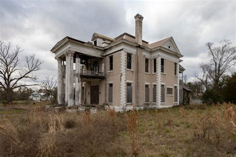 Co-Nita Manor – Abandoned Southeast