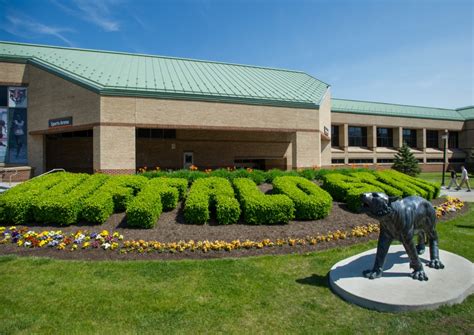 Buffalo State Alumni Recognized at 148th Commencement | News | SUNY ...