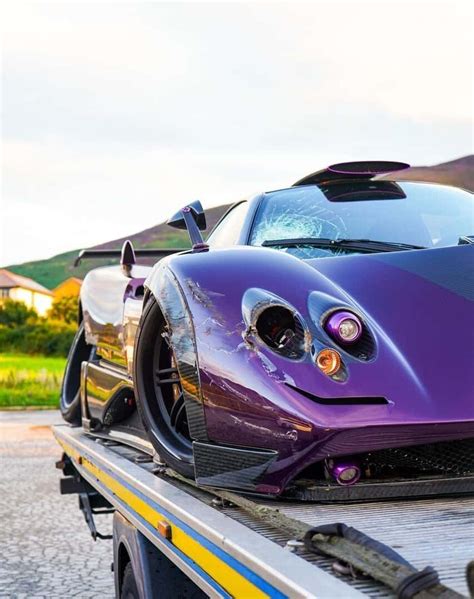 Pagani Zonda owned by the champion of Formula 1 again got into an ...