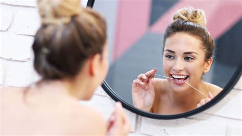 Should You Floss After Brushing or Before? - Scottsdale Cosmetic ...