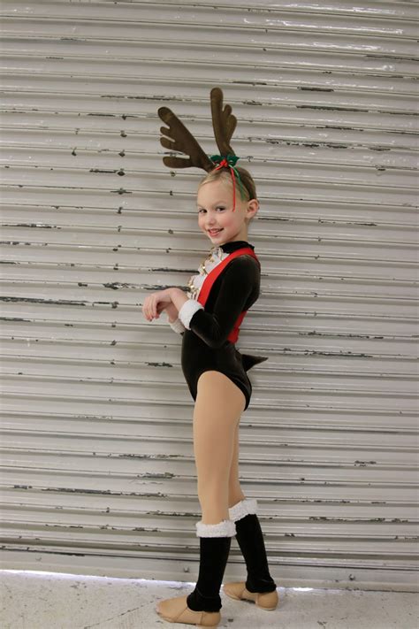 Lucy and Lily Harrison: Christmas Dance Recital