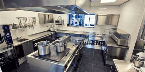 Quick Tips for A More Efficient Restaurant Kitchen Layout - Anytime Chefs