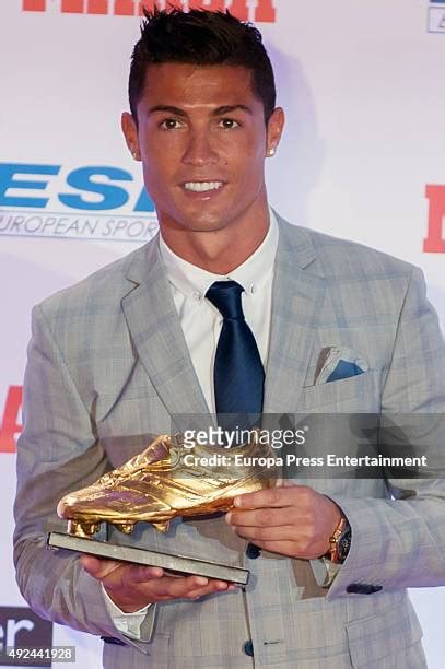 58 Cristiano Ronaldo Receives The Golden Boot Award 1 Stock Photos ...